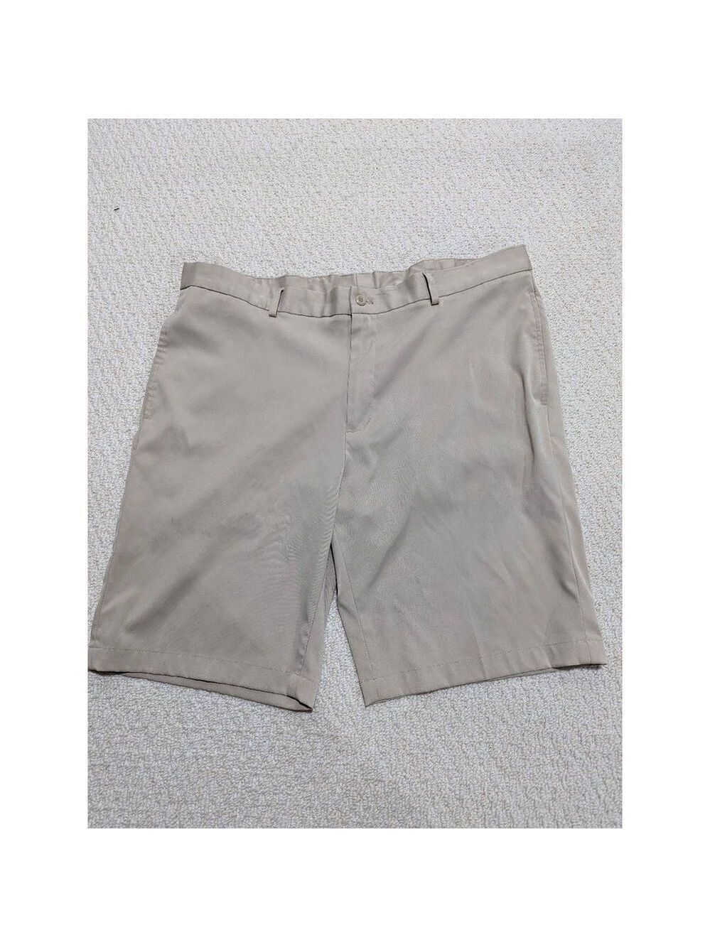 Slazenger Men's Tan Mid-Rise Bermuda Shorts Size 38